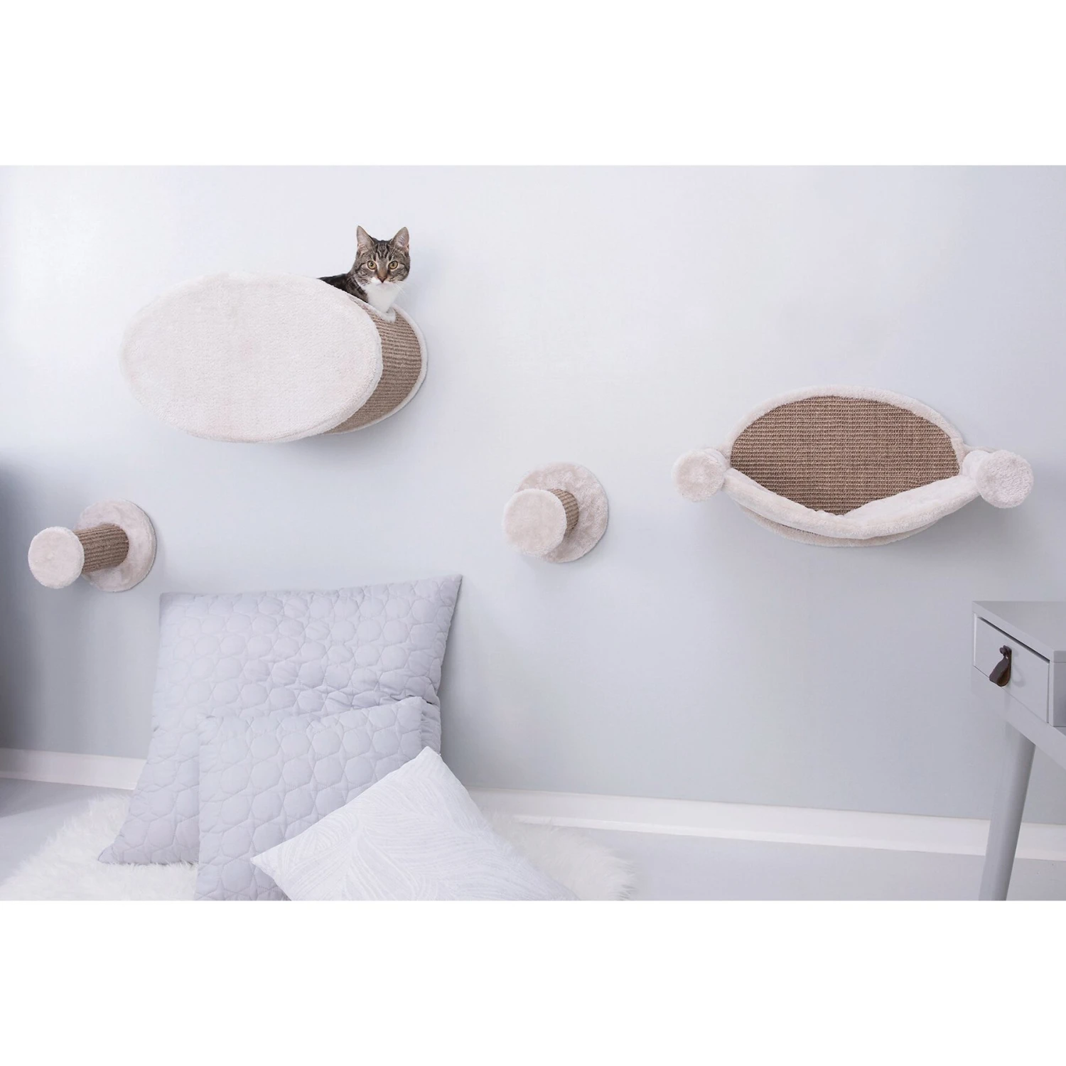 TRIXIE Lounger Wall Mounted Cat Shelves 3 TRIXIE Lounger Wall Mounted Cat Shelves