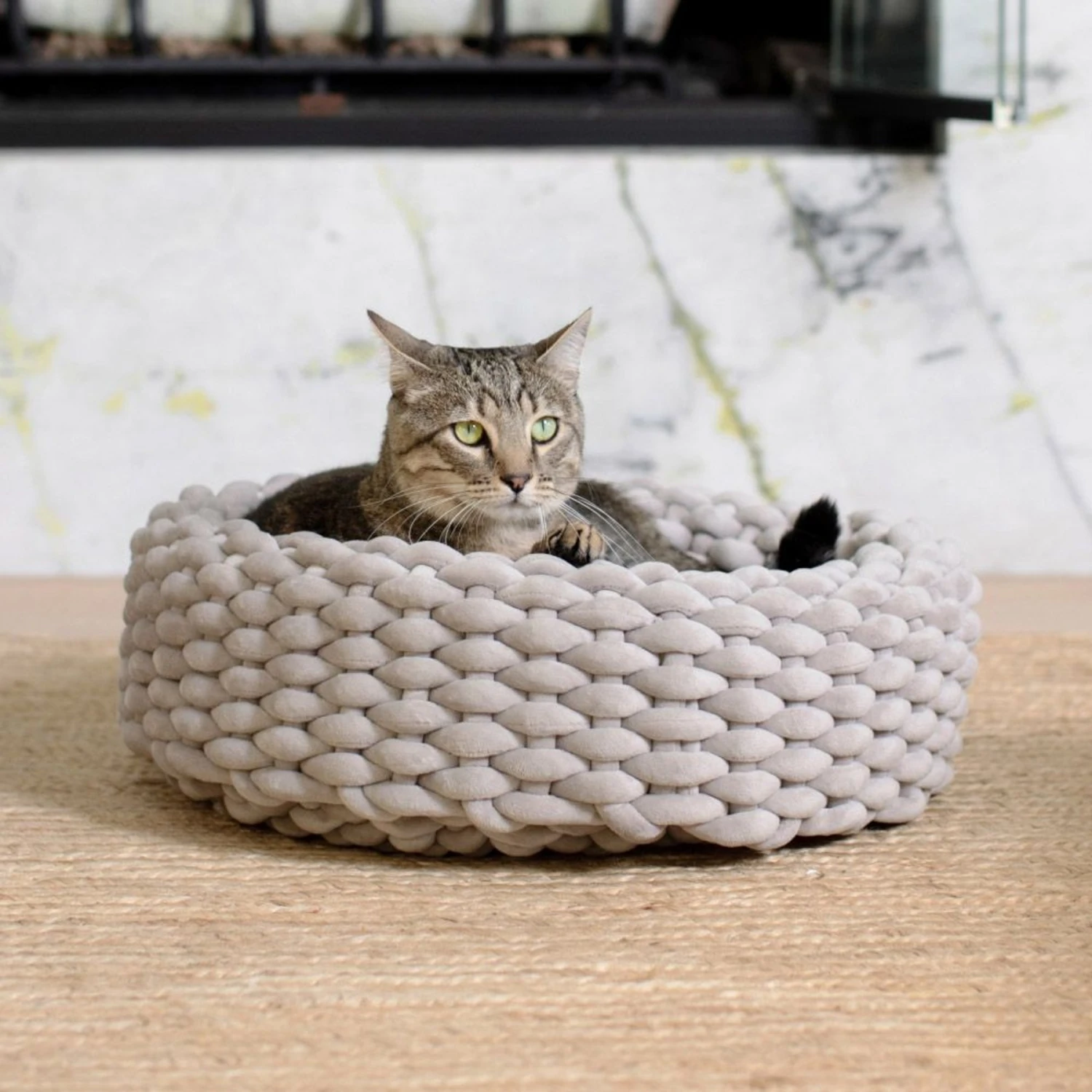 Mau Lifestyle Velvety Hand Woven Single Weave Cat Bed 3 Mau Lifestyle Velvety Hand Woven Single Weave Cat Bed