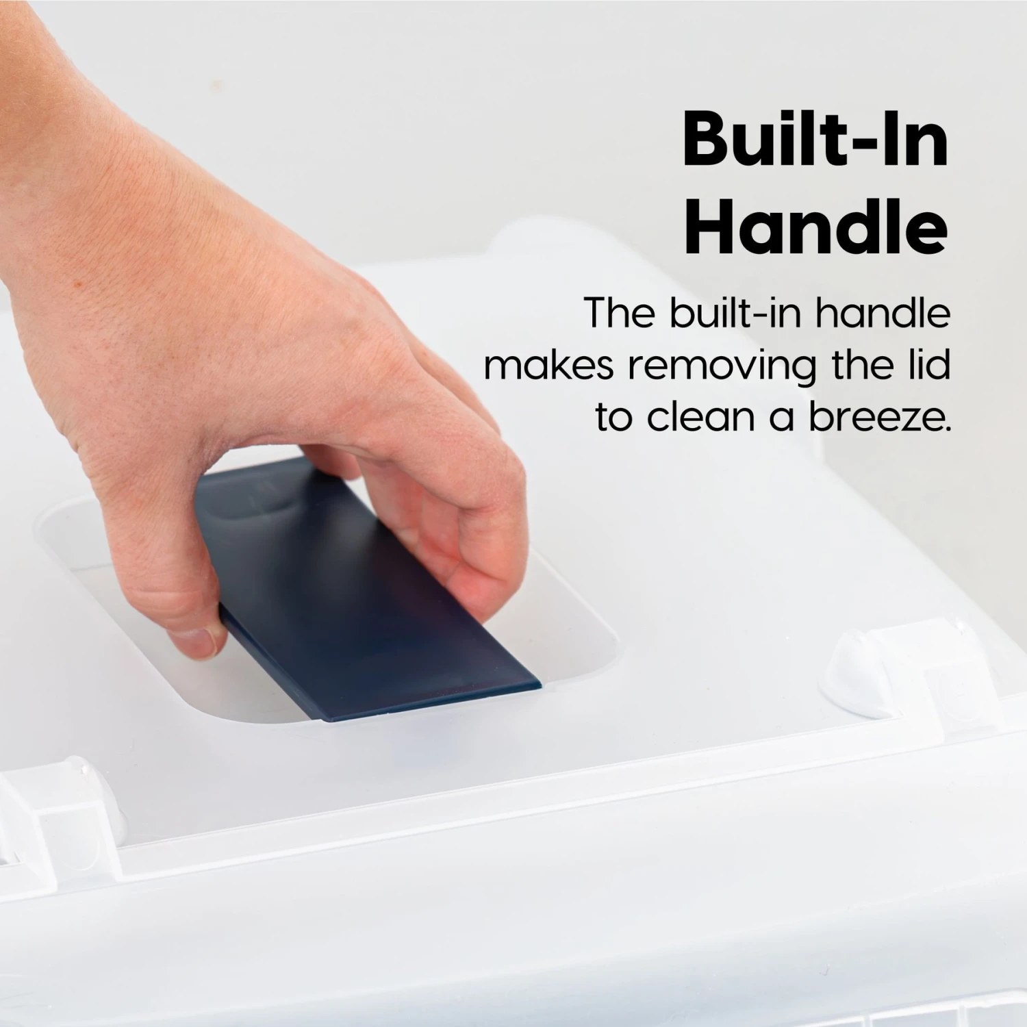 IRIS USA Enclosed With Front Door Flap & Scoop Cat Litter Box 4 IRIS USA Enclosed With Front Door Flap & Scoop Cat Litter Box - Image 2