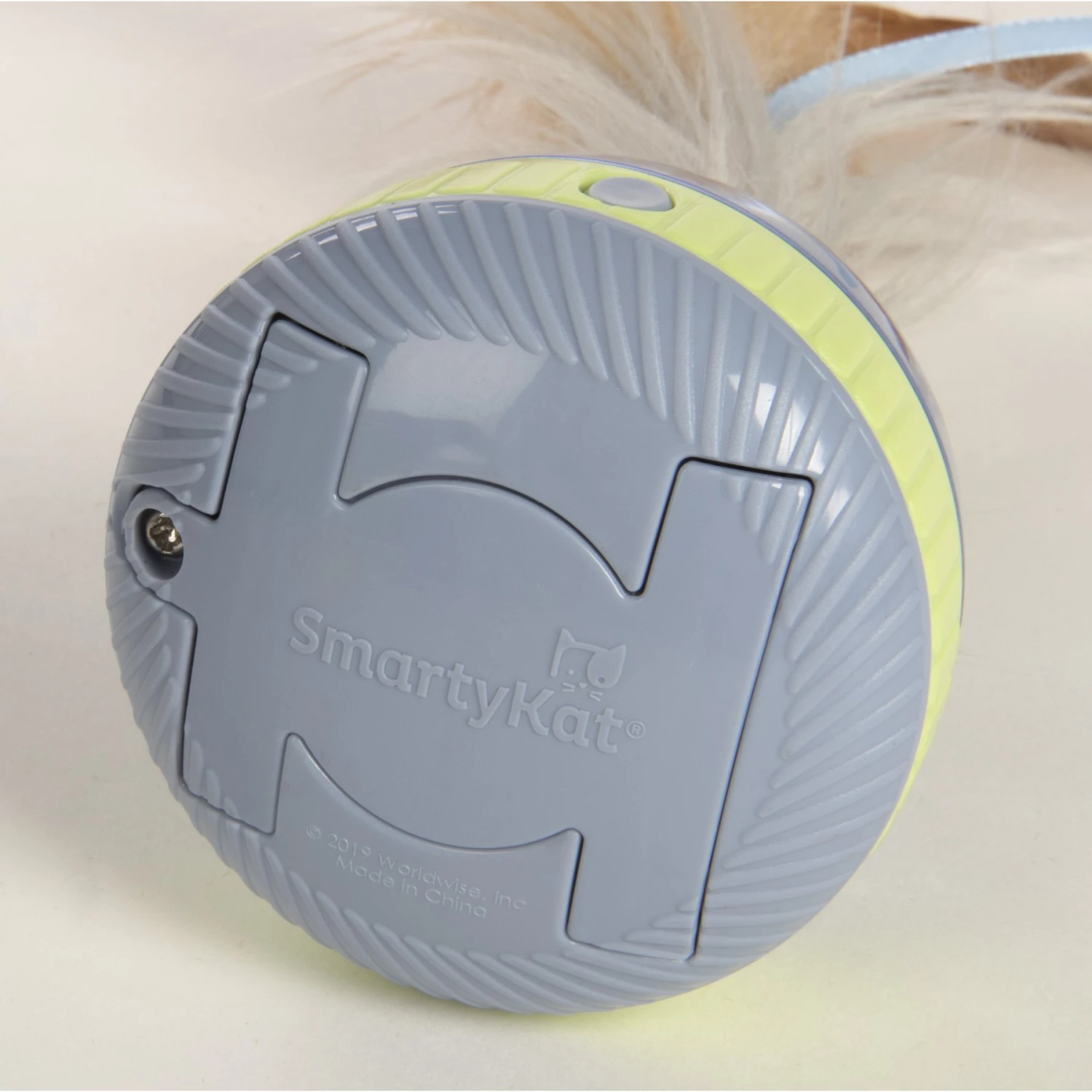 SmartyKat Silly Spinner Electronic Motion & Light Cat Toy, Blue, Large 9 SmartyKat Silly Spinner Electronic Motion & Light Cat Toy, Blue, Large - Image 7