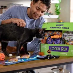 Goody Box Halloween Cat Toys & Treats 12 Goody Box Halloween Cat Toys & Treats -Cat Pet Supplies 631182 PT2. AC SS1800 V1696443341