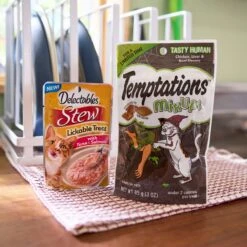 Goody Box Halloween Cat Toys & Treats 13 Goody Box Halloween Cat Toys & Treats -Cat Pet Supplies 631182 PT3. AC SS1800 V1690839984