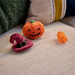 Goody Box Halloween Cat Toys & Treats 15 Goody Box Halloween Cat Toys & Treats -Cat Pet Supplies 631182 PT5. AC SS1800 V1690839978